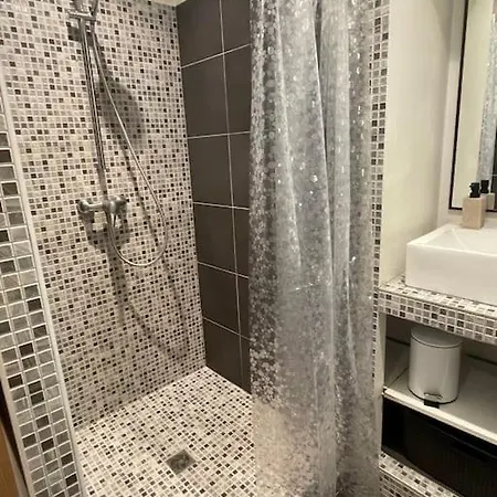 Apartament T2 En Centre-ville Ajaccio (Corsica)